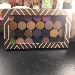 Eyeshadow Palette